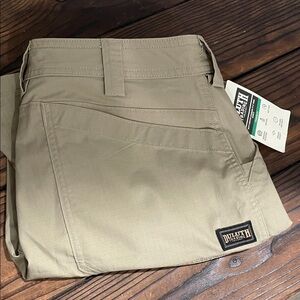 Duluth Trading Co Men's Ripstop Standard Fit Khaki 9” Work Shorts Pants